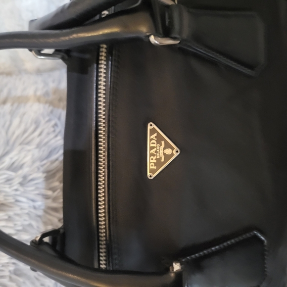 Prada Tessuto Nylon and Leather Top Handle Bag..Authentic!! - Picture 2 of 12
